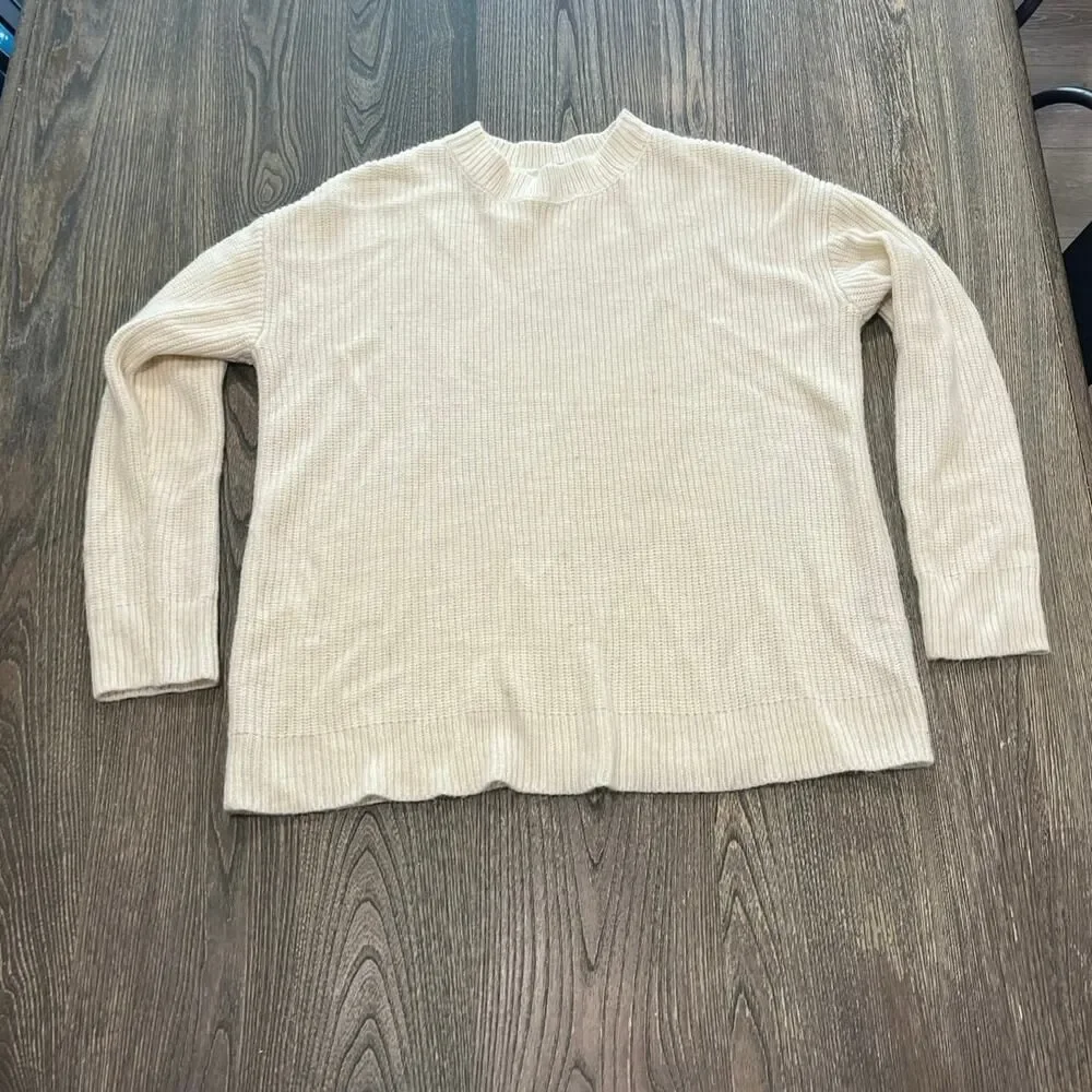 Dip Womens Ribbed Knit Sweater Crewneck Long Sleeves Acrylic Cream Size Medium - Picture 1 of 4